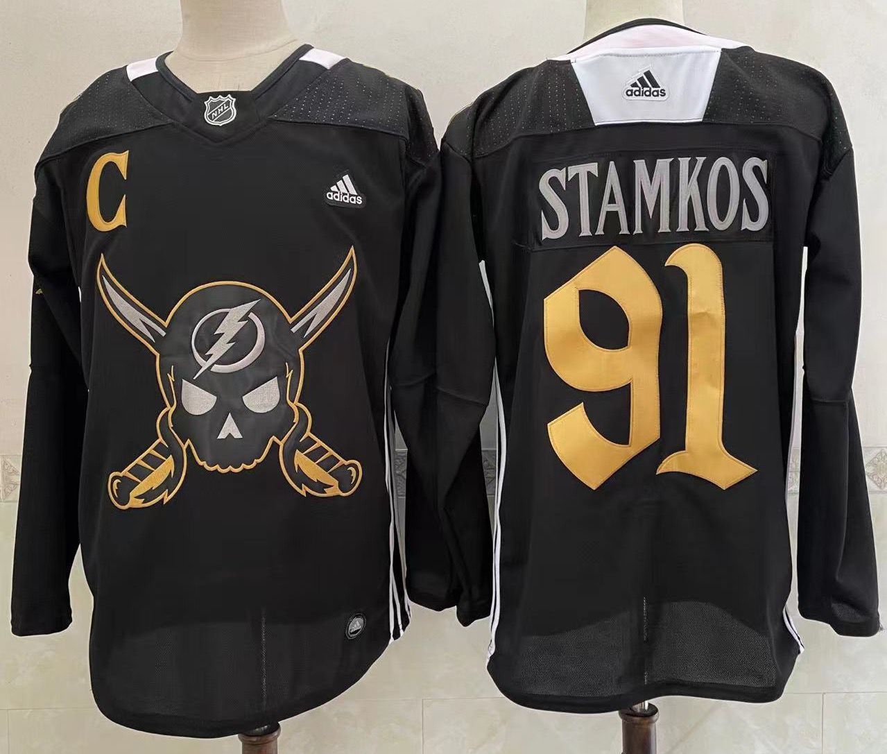 Cheap Men Tampa Bay Lightning 91 Stamkos Black Classic Edition 2022 Adidas NHL Jersey